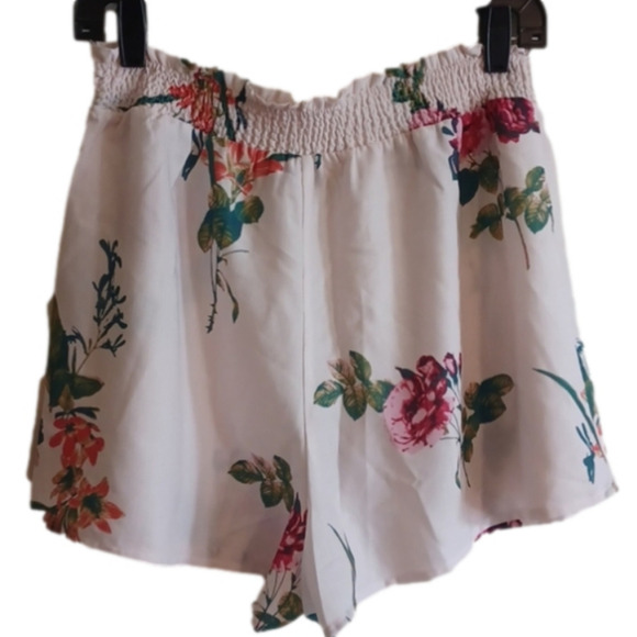 FLORAL shorts , NWT, size Large , from Jealous Tomato. Beautiful print. - Picture 2 of 9